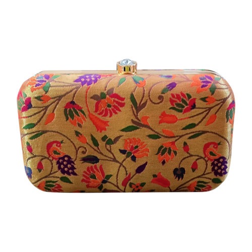 Small Peacock Red Paithani Clutch