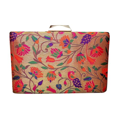Small Peacock Red Paithani Clutch – Timeless Craft in a Compact Frame