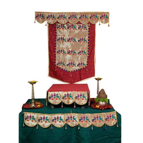 Paithani Parrot-Peacock Backdrop for Ganesh Chaturthi – Maroon